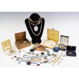An assortment of vintage and costume jewellery, to include: an Edwardian silver bar brooch, an