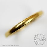 A 22ct gold wedding band, hallmarked Birmingham 1948, ring size L, weight 2.7gms