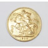 An Edwardian gold sovereign dated 1910, gross weight 8.0gms