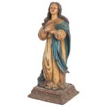 SCULTURA in legno policromo raffigurante "Madonna". Sicilia primi '900 Misure: cm 23 x 20 x h 53