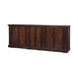 CREDENZA a sei porte in pioppo. Sicilia XVIII secolo Misure: cm 236 x 40 x h 110