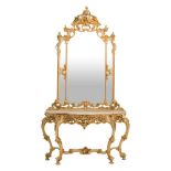 CONSOLE con specchiera stile Barocco di forma sagomata in legno laccato, decorato e dorato, piano in
