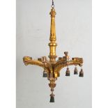 LAMPADARIO ad otto fiamme in legno dorato ad argento a mecca. Sicilia primi '800 Misure: h cm 88