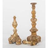 DUE TORCIERI in legno dorato ad argento a mecca. Sicilia XIX secolo Misure: h cm 40,5 - h cm 44