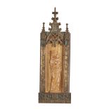 SCULTURA in legno raffigurante "Madonna" con edicola stile neogotico. Spagna XX secolo Misure: cm 58