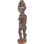 SCULTURA in legno raffigurante "Indigena". Africa XIX secolo Misure: h cm 39,8