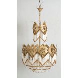 LAMPADARIO a sei luci in metallo dorato con cannucce in vetro. XX secolo Misure: h cm 95