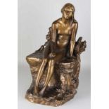 Große antike französische Bronzefigur. Dame auf Felsen. Mit Gussstempel, JA Bleuf & Rouard