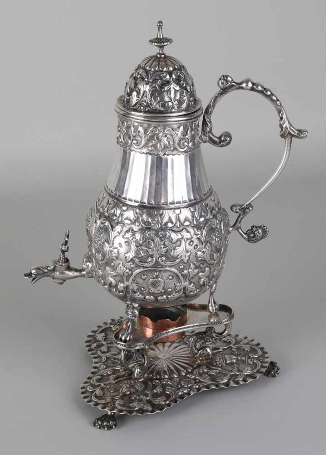 Special Frisian silver tap jug on the stove, 833/000, richly decorated with volutes curls and floral - Image 2 of 2