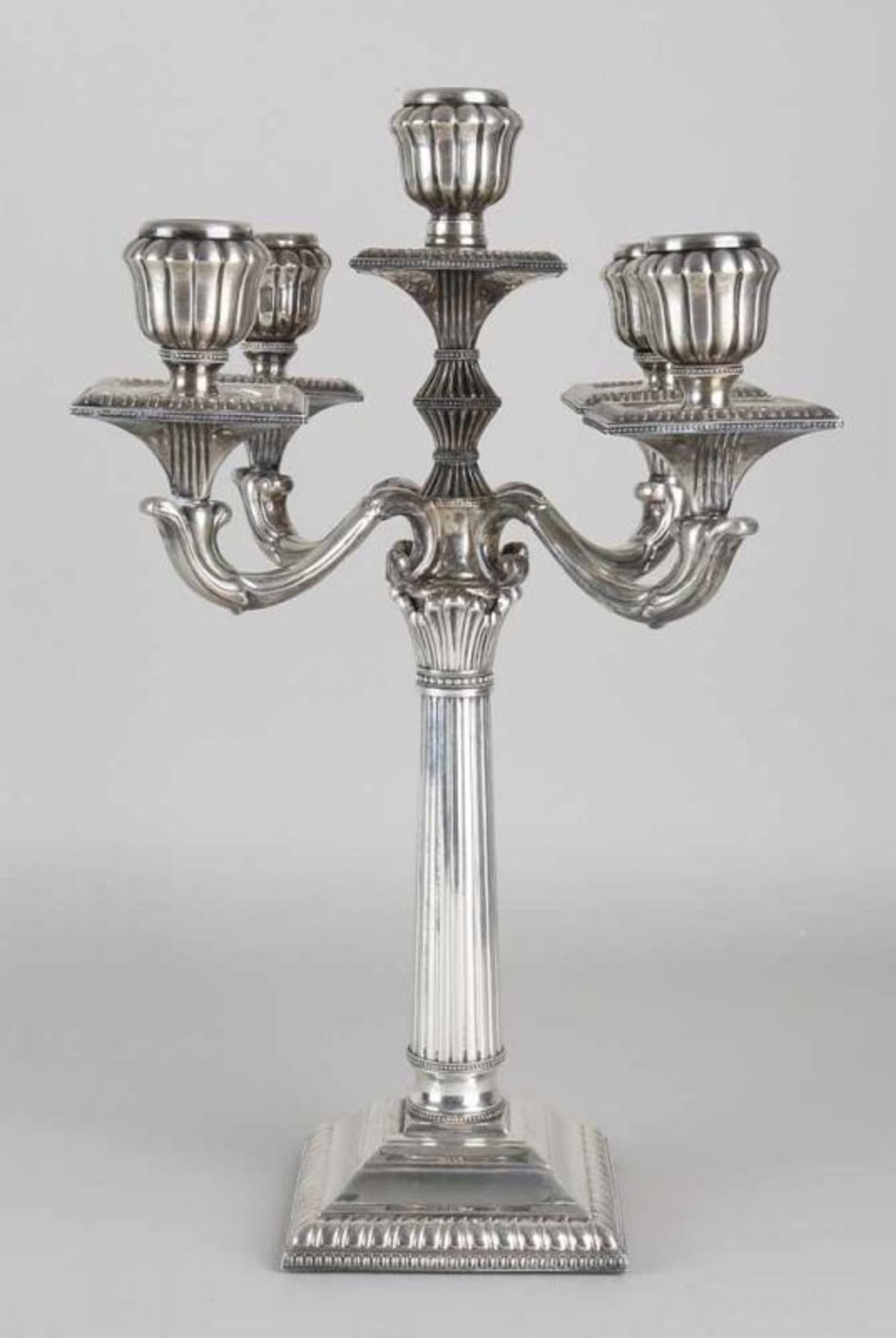 Silver candlestick, 925/000, 5 light. Candlestick on a square base with a cracked rim, with a - Bild 2 aus 2