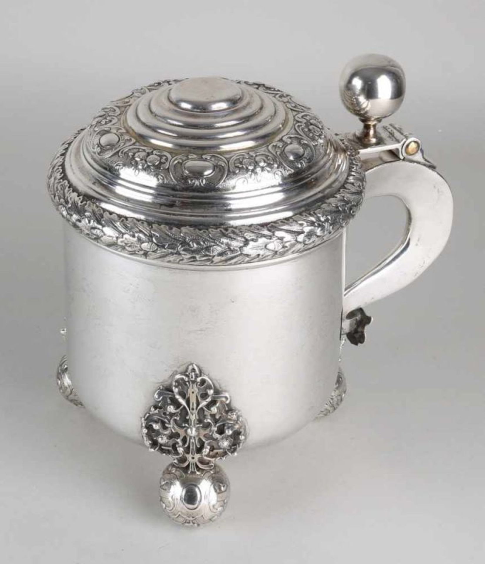 Silver beer mug, Humpen, Renaissance-style historicism, 19 th century, Hanau, with a hinged lid