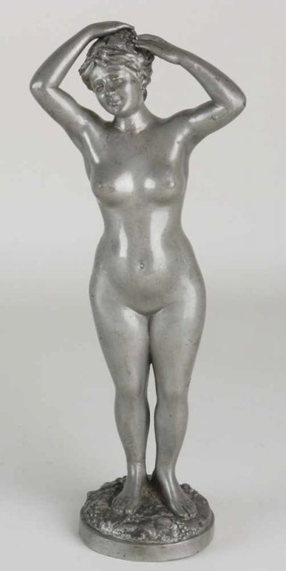 Antique signed Jugendstil pewter figure. Naked lady. A. Hugon signed. Circa 1915. Dimensions: H 27