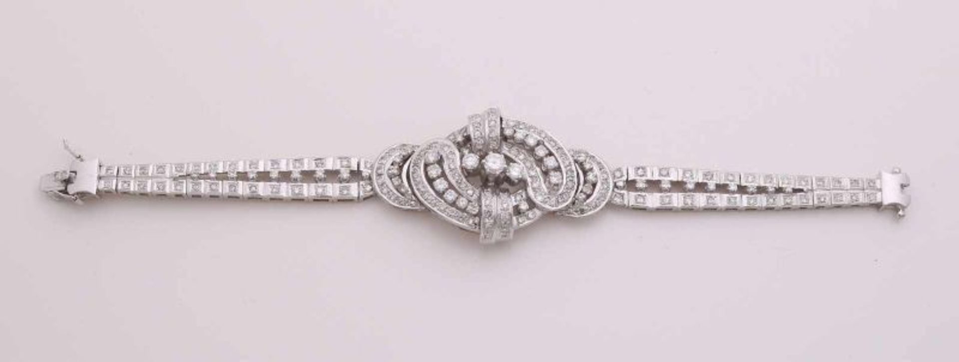 Beautiful white gold bracelet, 750/000, with diamond. Bracelet with a sort of knot in the middle, - Bild 2 aus 2