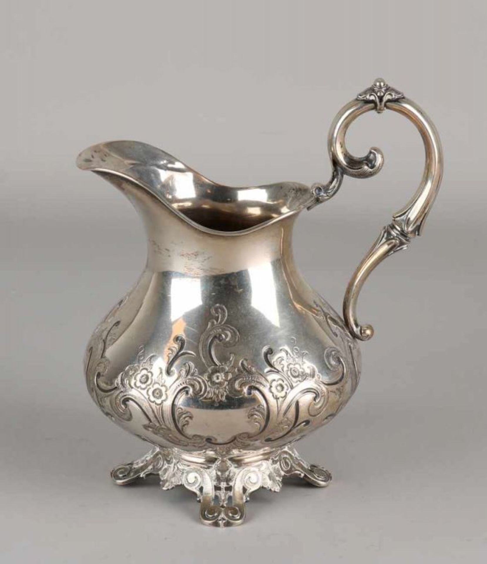 Silver milk jug, 13 lothige, 812.5 / 000, decorated with C-volutes, flattened on an openwork base