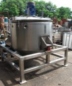 STAINLESS STEEL JACKETED ENCLOSED HEMISPHERICAL BOTTOM MIXING VESSELL