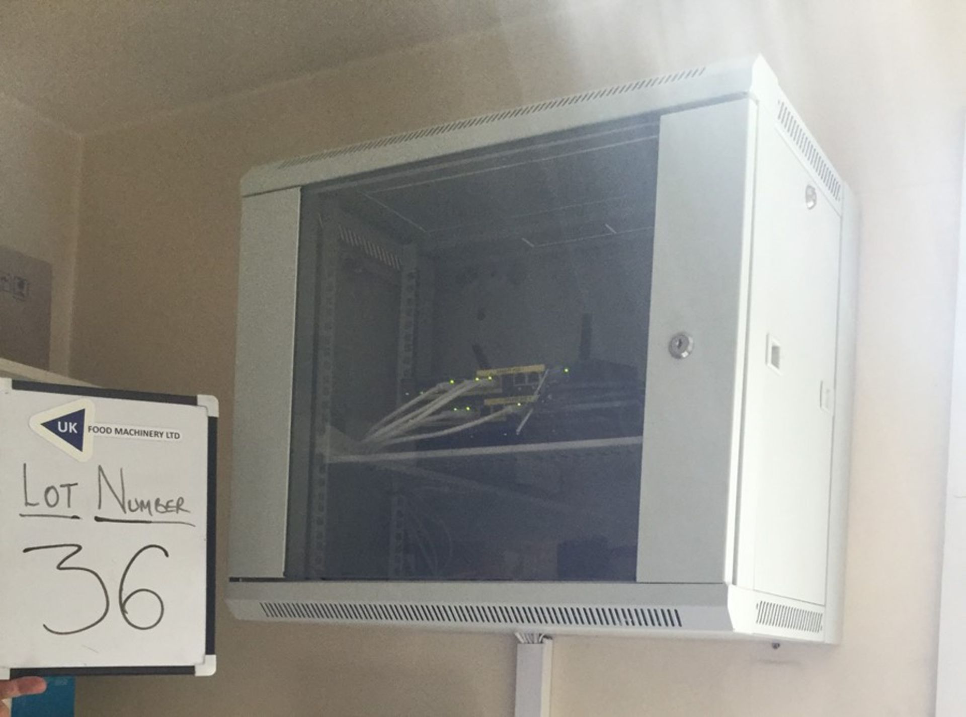 COMPUTER SERVER CUPBOARD