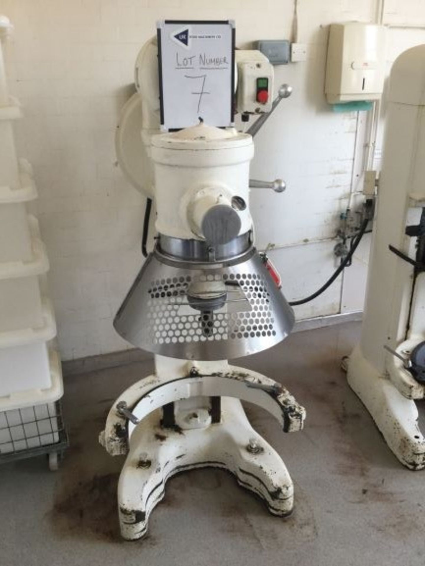 HOBART 80 QT MIXER