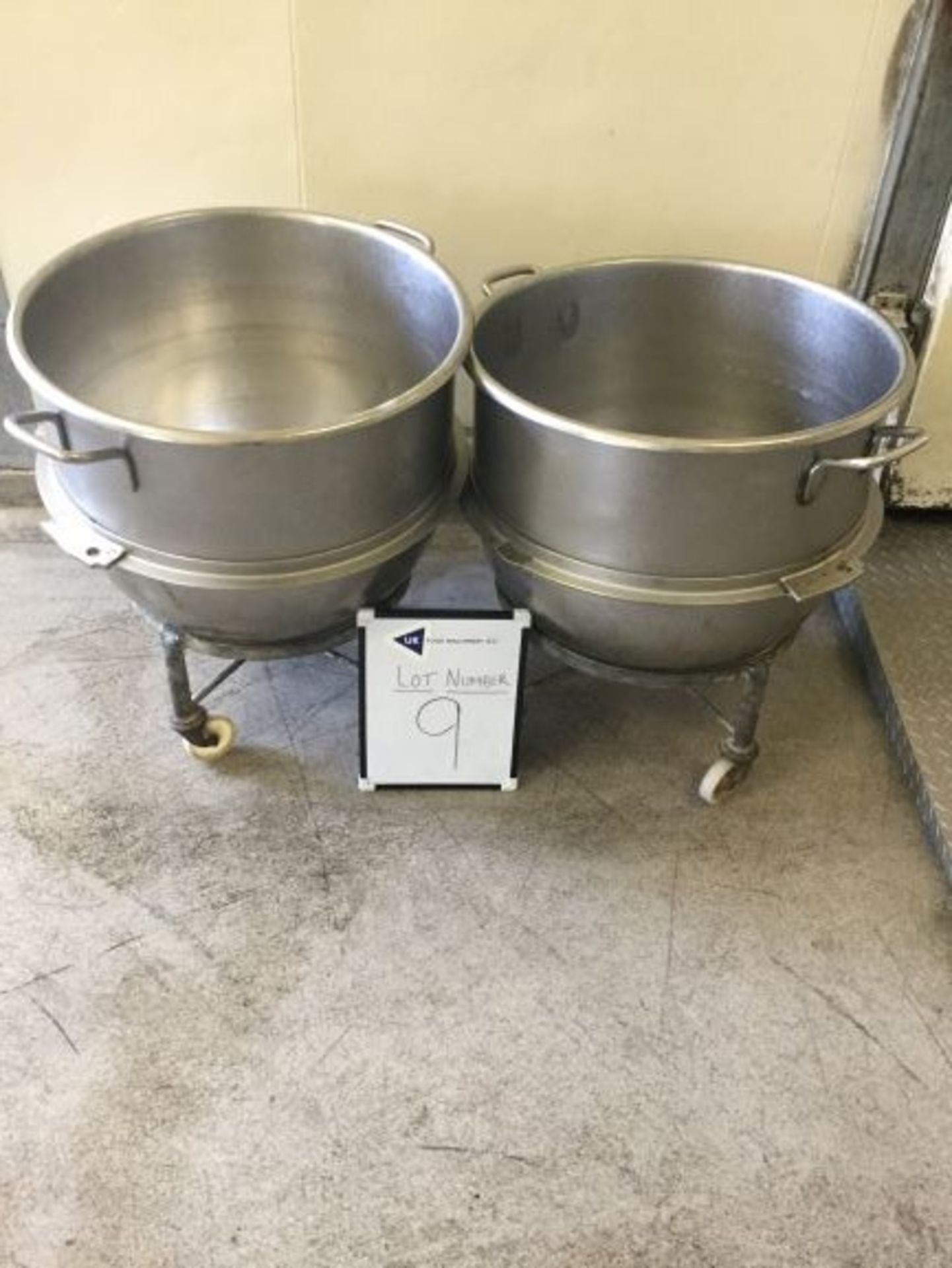 80 QT MIXING BOWLS