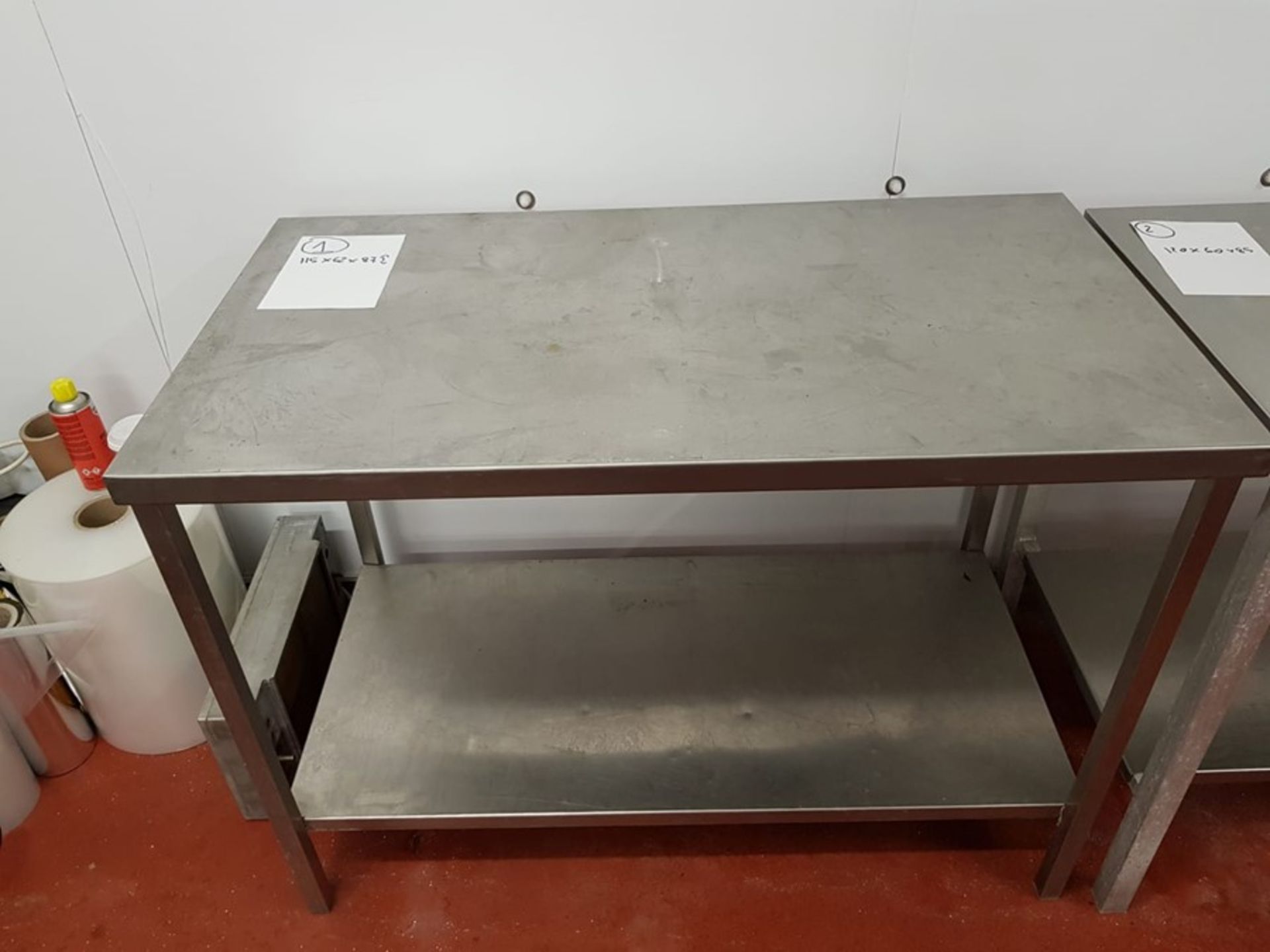 STAINLESS STEEL TABLE