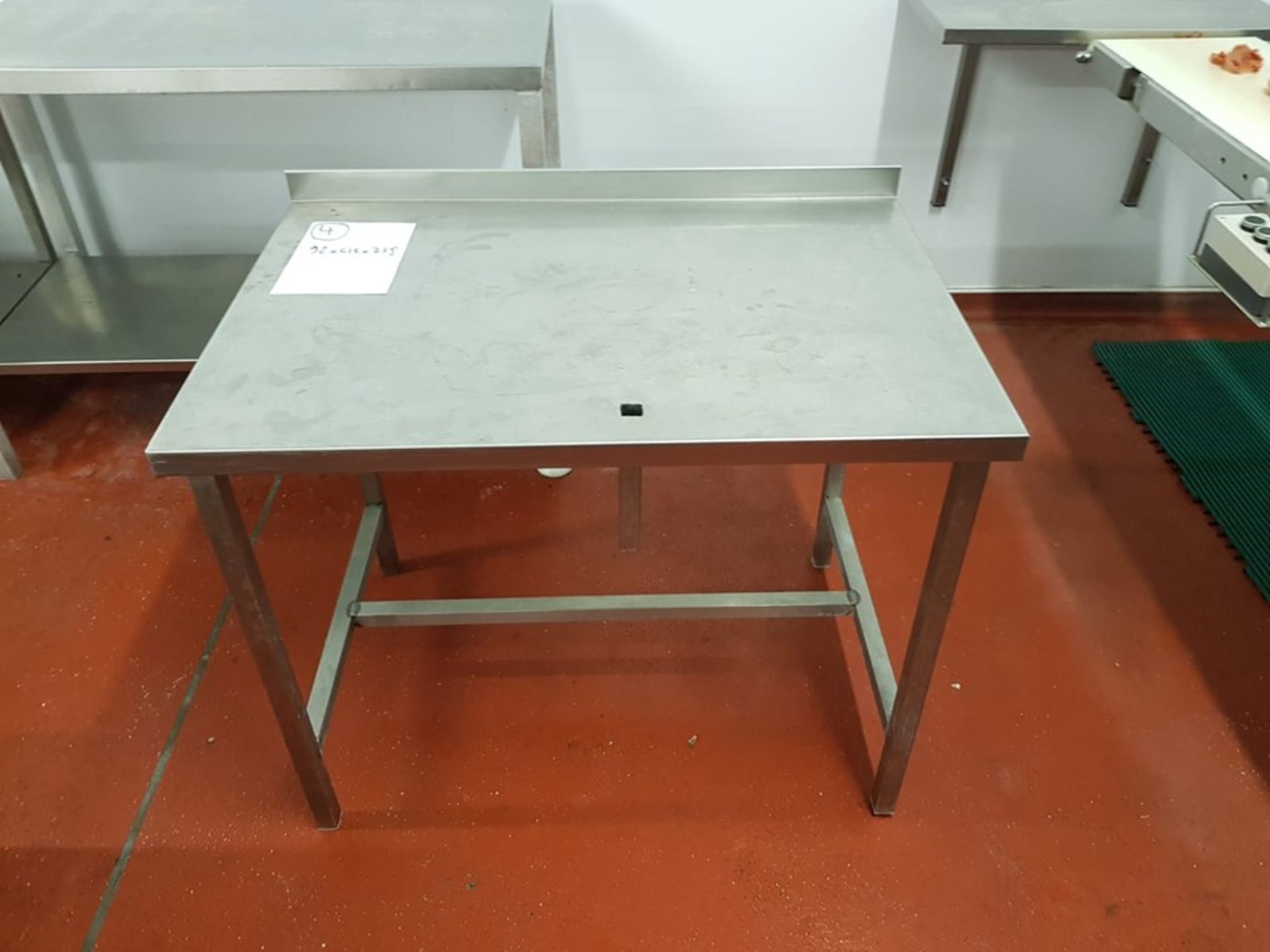 STAINLESS STEEL TABLE