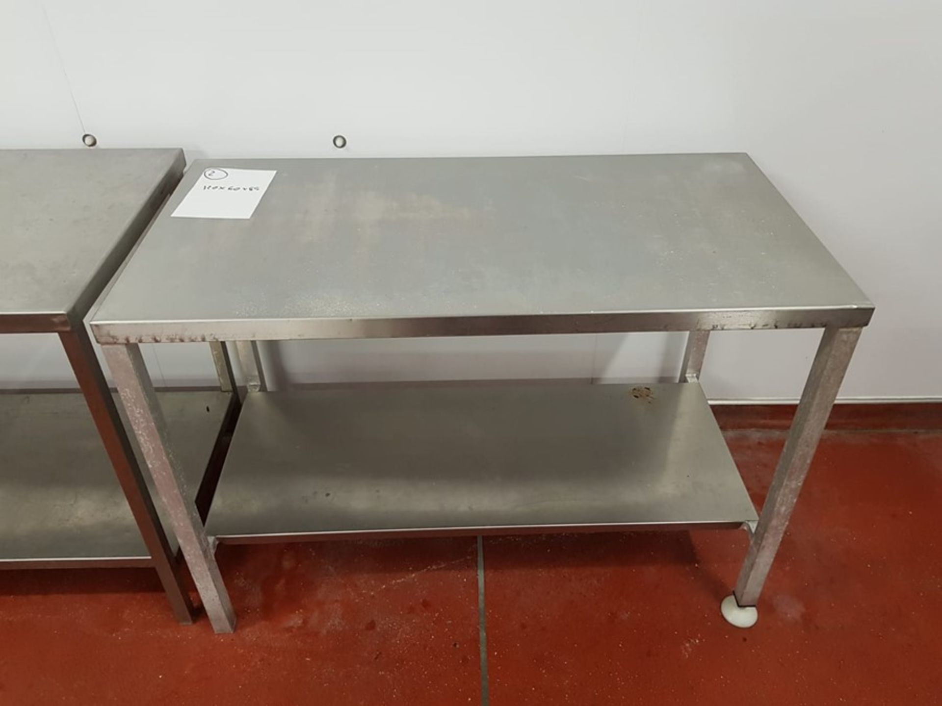 STAINLESS STEEL TABLE