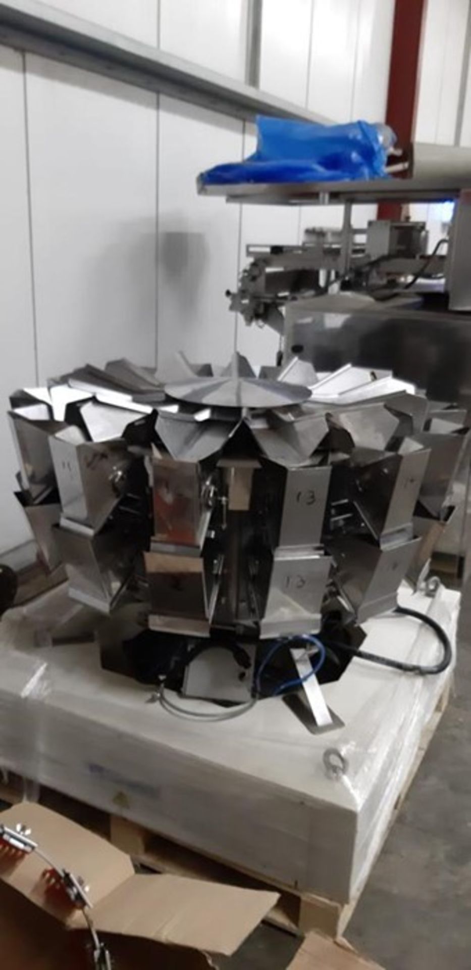 MULTIHEAD WEIGHER AND VFFS BAGGER - Image 2 of 10