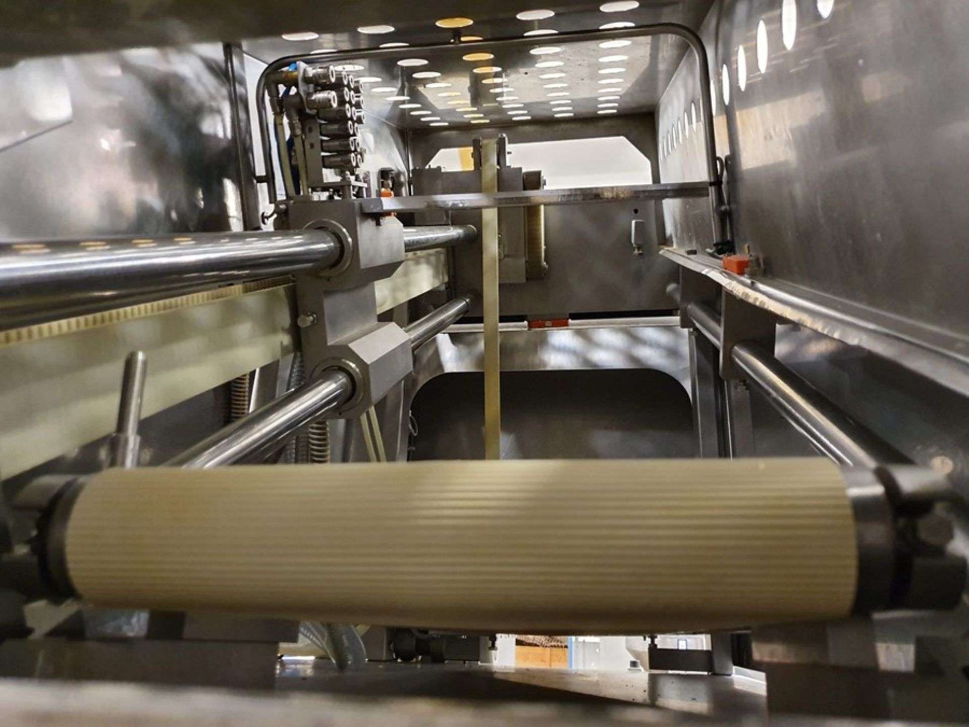 COMPLETE SLICING AND PACKING LINE - Image 10 of 11