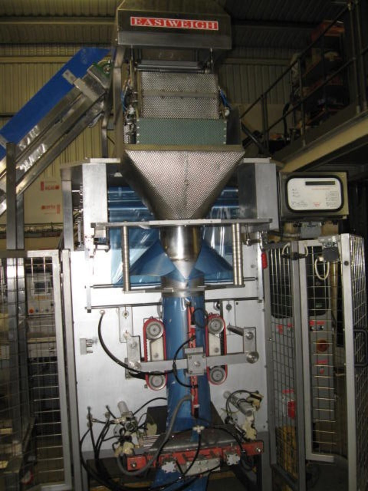 EASIWEIGH LINEAR WEIGHER WITH INNOTECH VFFS BAGGER - Image 4 of 9