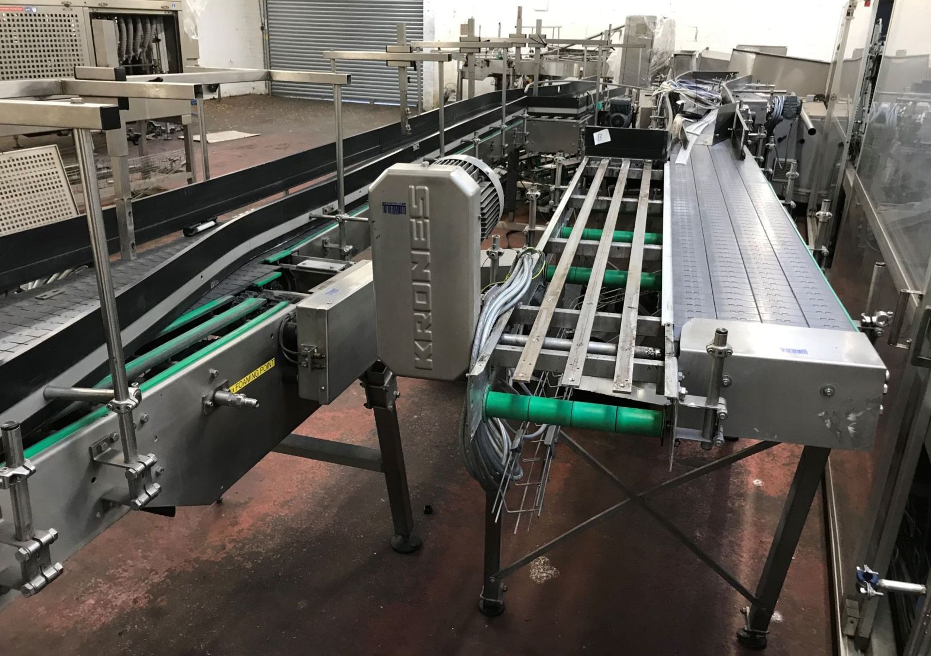 CONVERGING CONVEYOR SYSTEM FOR BOTTLES / JARS - Image 12 of 22