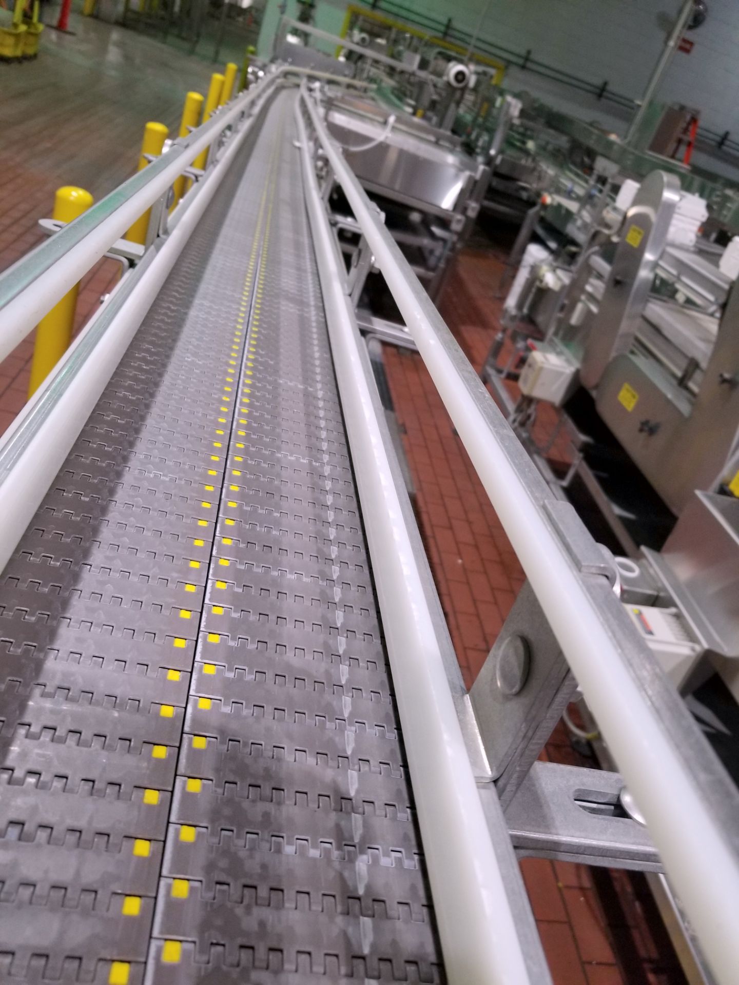 2007 Sentry Crossover Conveyor from 4.5 inch to Double 4.5 to Slow Down Module - Image 4 of 11