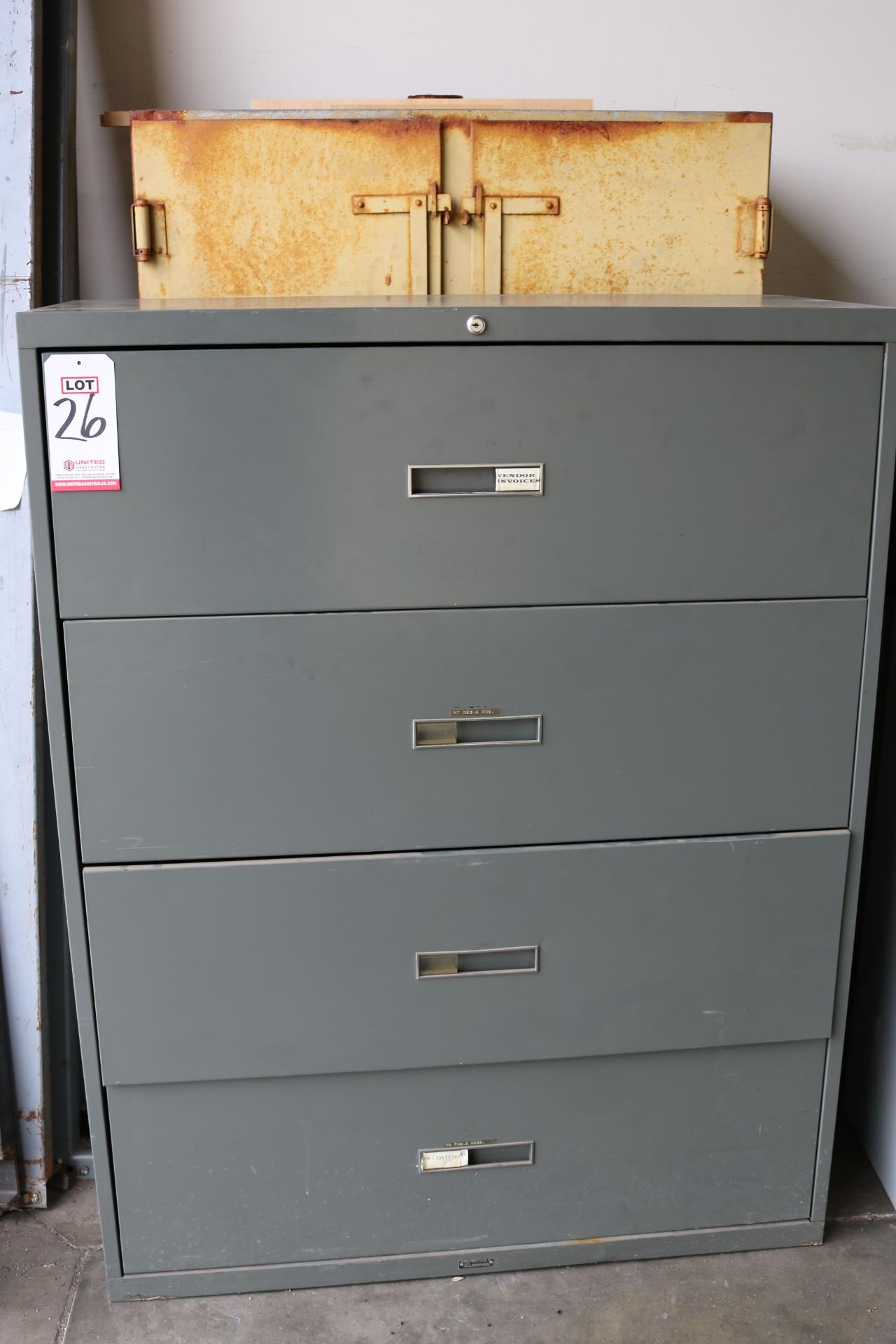 4-DRAWER CABINET