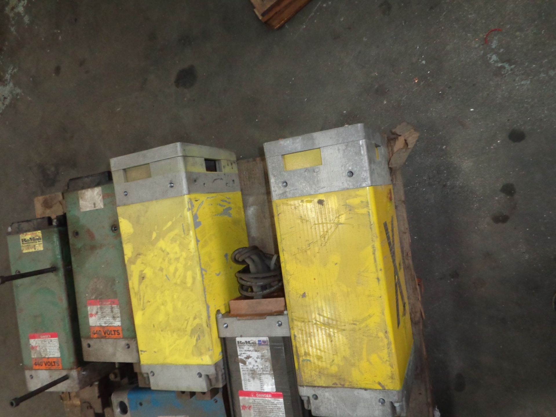 LOT - (2) PALLETS OF WELDING TRANSFORMERS - Image 2 of 2