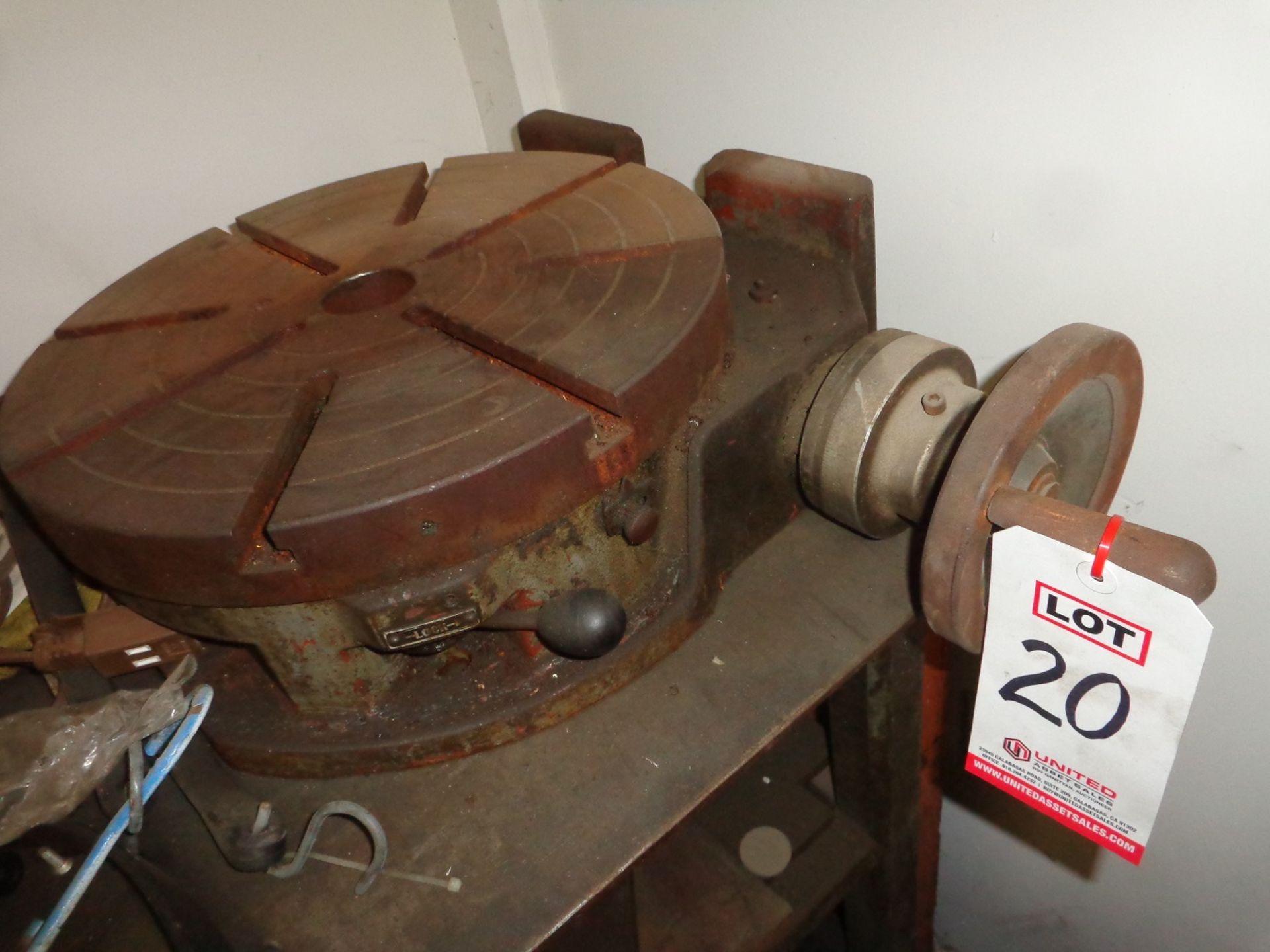 ROTARY TABLE