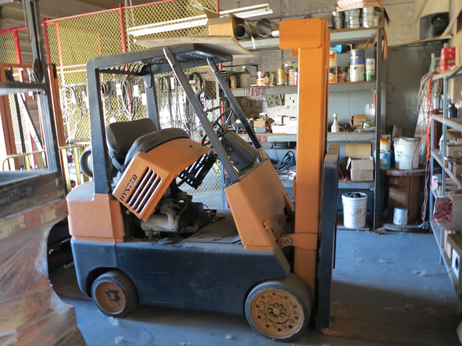 HYSTER 6,000 LB LP FORKLIFT, MODEL S60ES, OUT OF SERVICE - Image 2 of 2