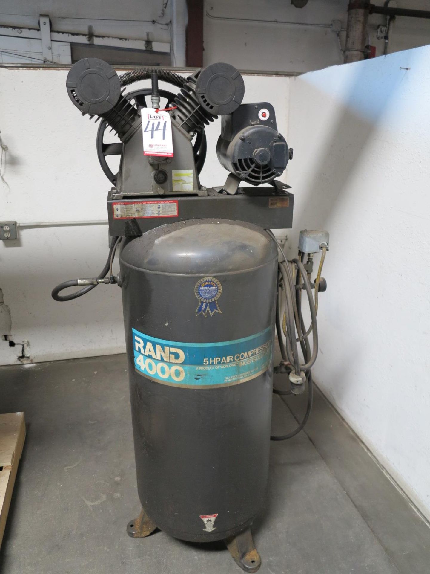 INGERSOLL-RAND 5 HP AIR COMPRESSOR, MODEL RAND 4000, 60 GAL TANK, MOTOR IS UNATTACHED