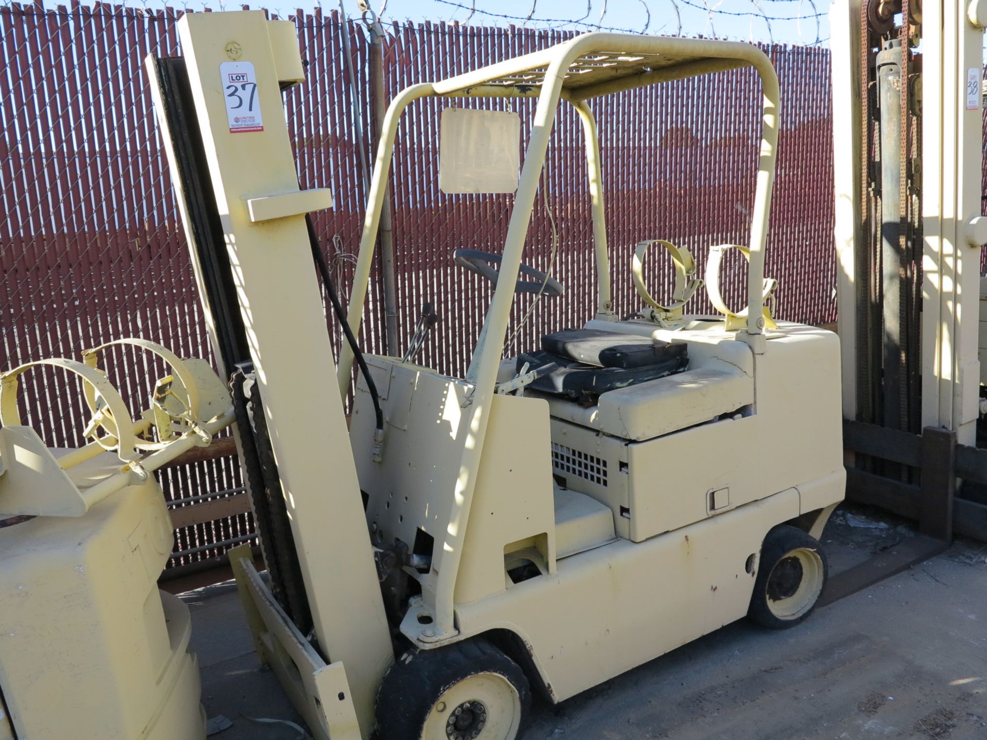 CATERPILLAR LP FORKLIFT, OUT OF SERVICE