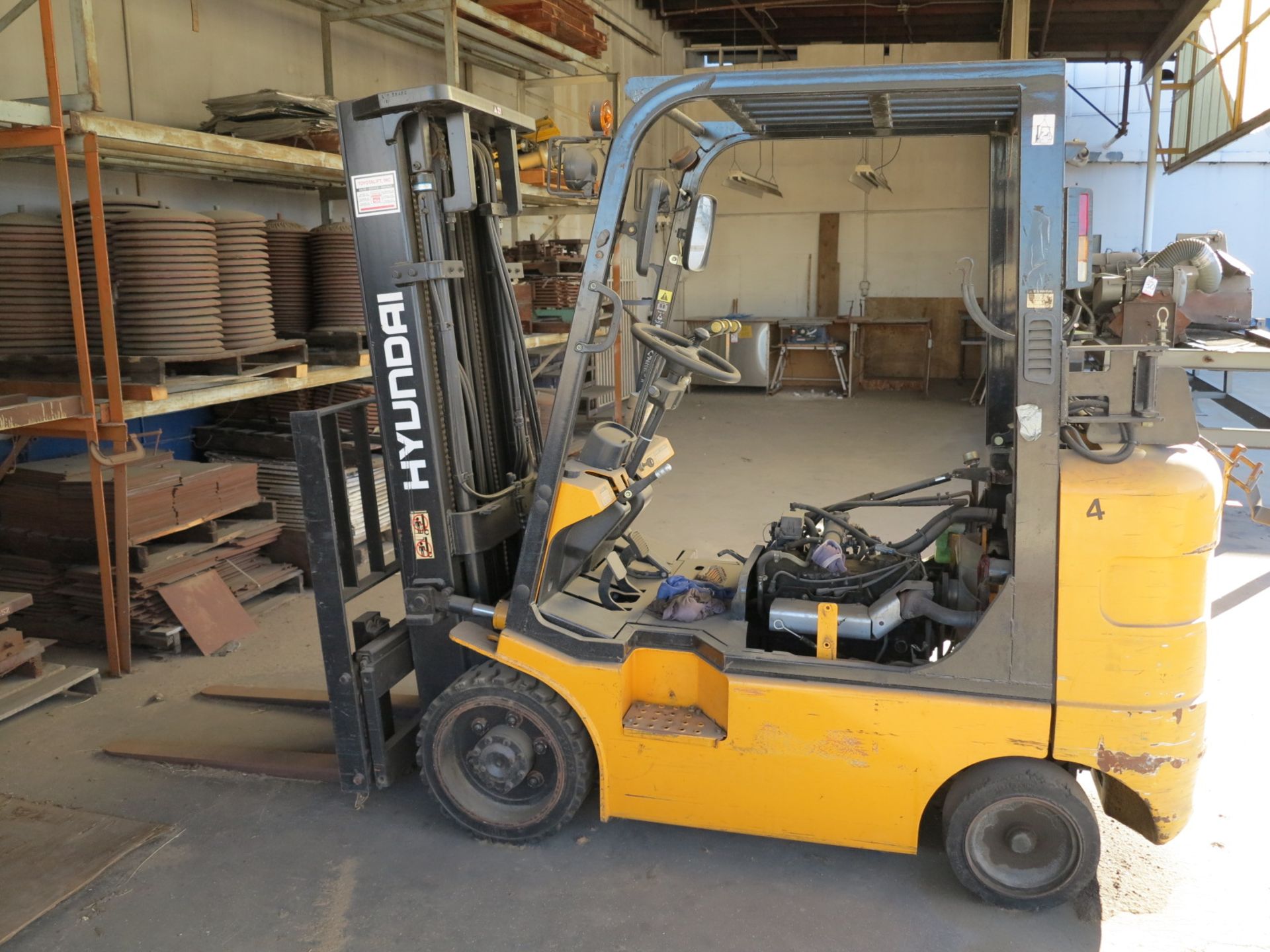 HYUNDAI 4,800 LB LP FORKLIFT, MODEL HLE-25C-5, S/N EK0210242, OUT OF SERVICE - Image 3 of 7