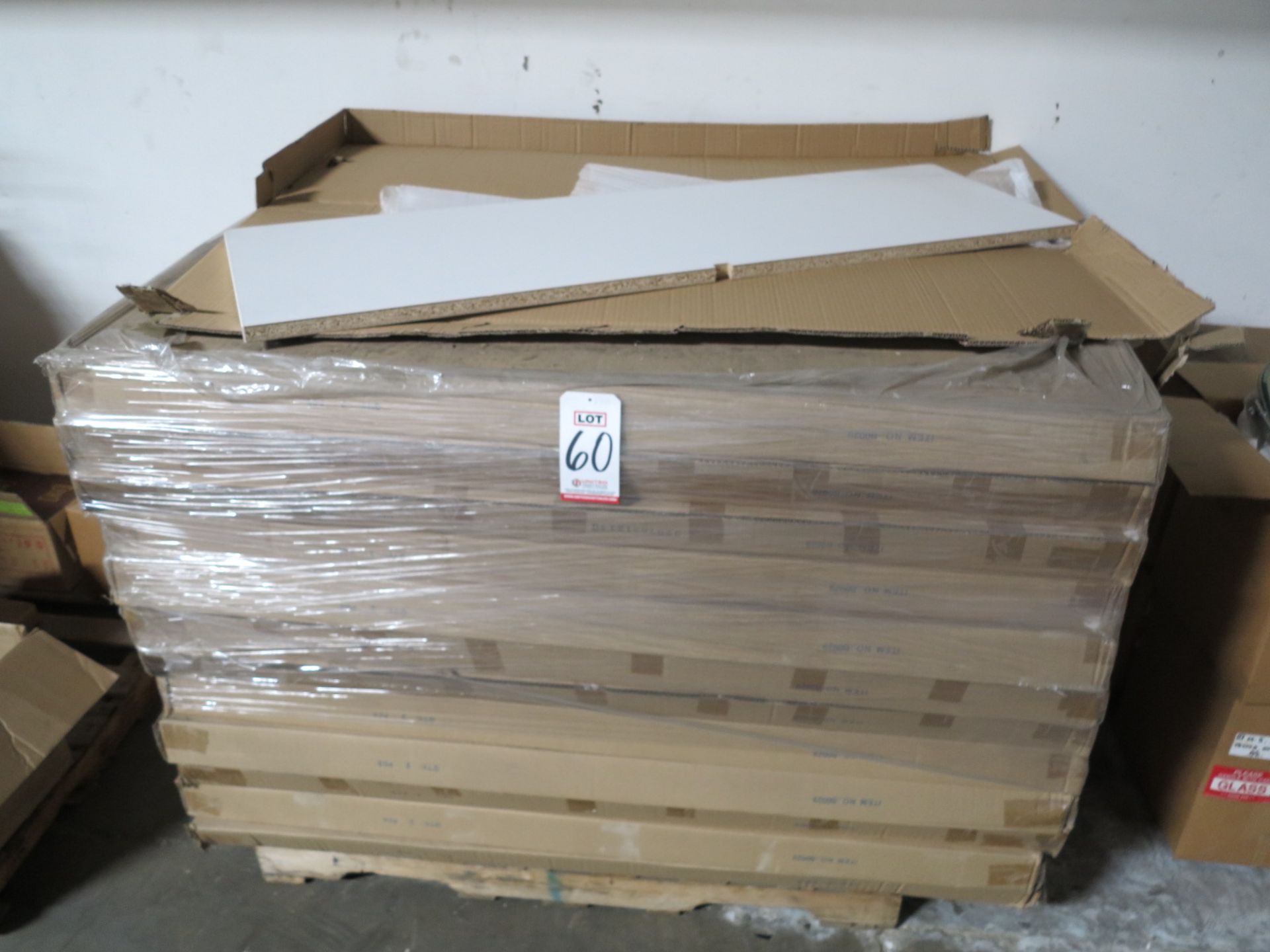 LOT - PALLET OF DISPLAY TOPS