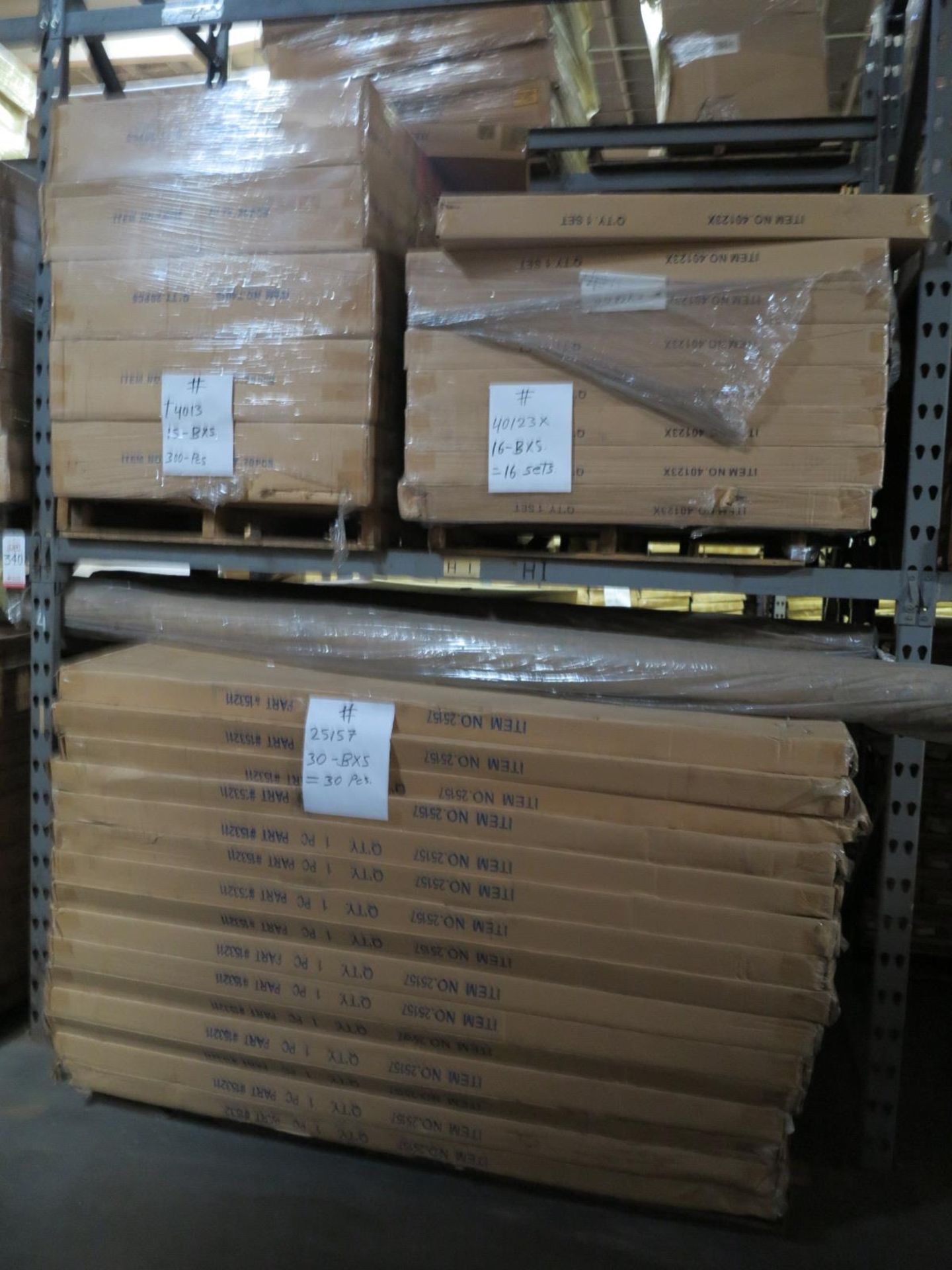 LOT - CONTENTS OF (2) SECTIONS OF PALLET RACK TO INCLUDE: ITEM # 40123, 4 WAY RACK W (4) 18" STR. - Image 2 of 6