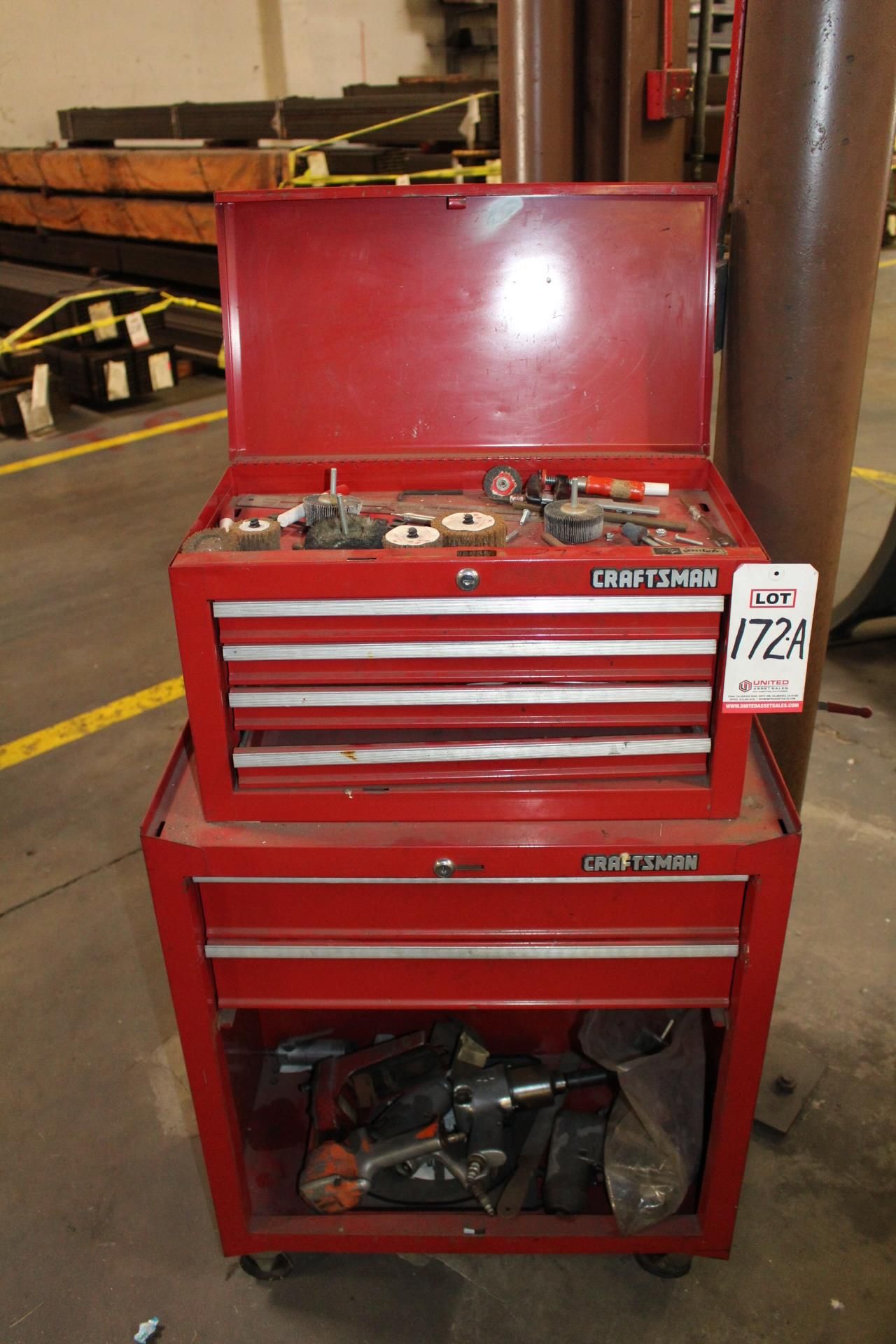 LOT - CRAFTSMAN ROLLAWAY TOOL BOX W/ TOPPER CONTAINING SEVERAL PNEUMATIC IMPACT WRENCHES, DIE