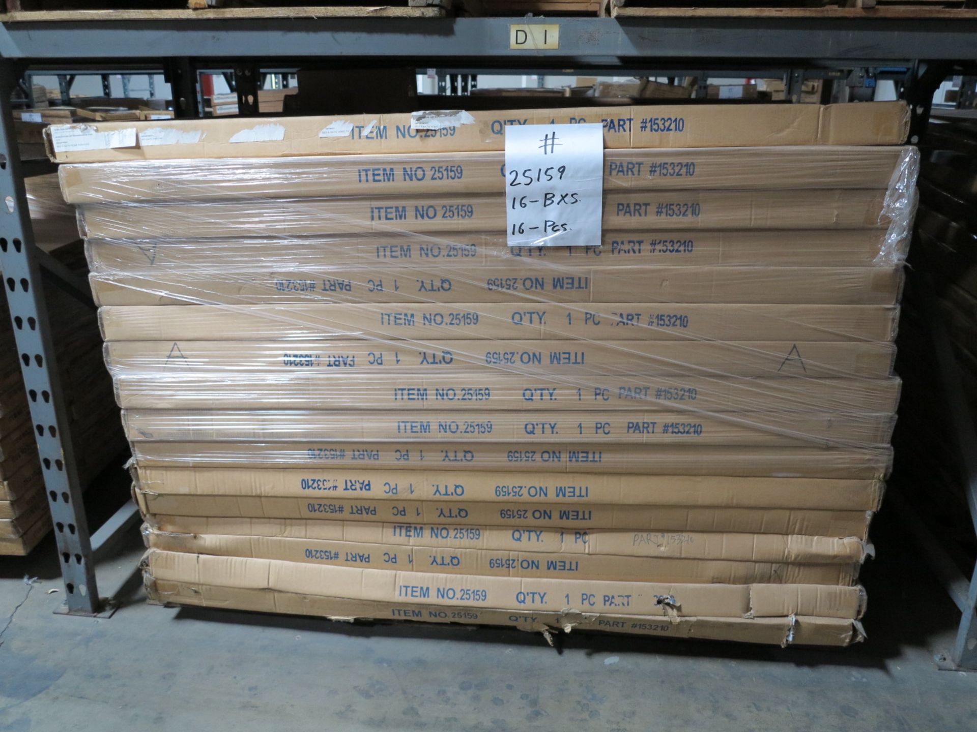 LOT - CONTENTS OF (2) SECTIONS OF PALLET RACK TO INCLUDE: ITEM # 26196, QTR. CIRCLE ARM CLAMP ON ( - Bild 7 aus 7