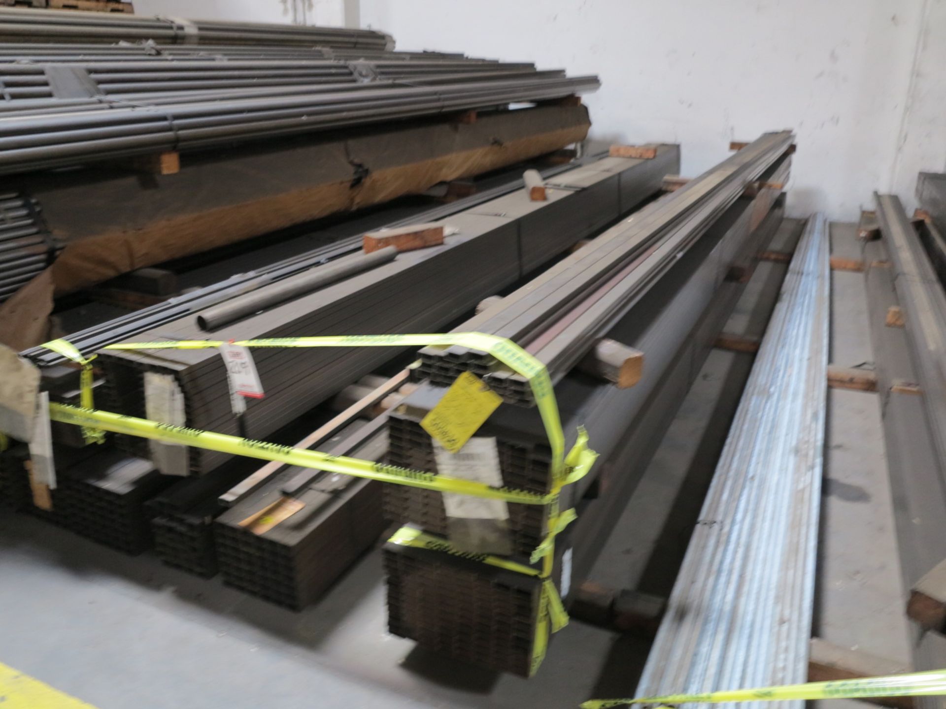 LOT - LARGE QUANTITY OF VARIOUS STEEL TUBE MATERIAL IN 20' LENGTHS - Image 2 of 2