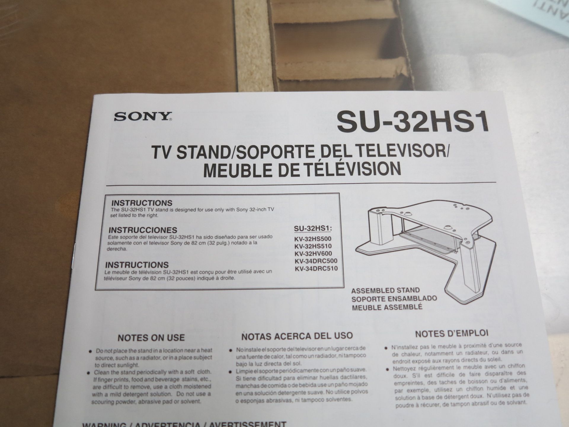 LOT - (13) SONY TV STANDS, MODEL SU-32HS1