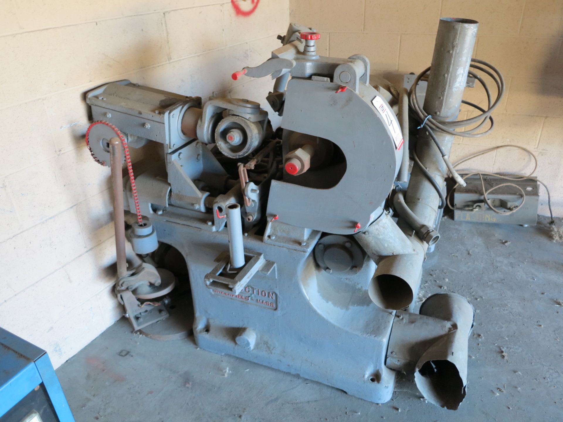 PRODUCTION MACHINE CO. TYPE 101 ABRASIVE BELT SANDER