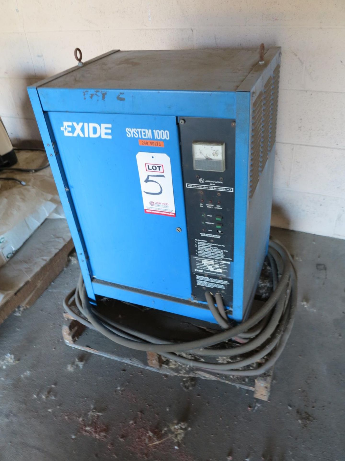 EXIDE SYSTEM 1000 36 VOLT BATTERY CHARGER