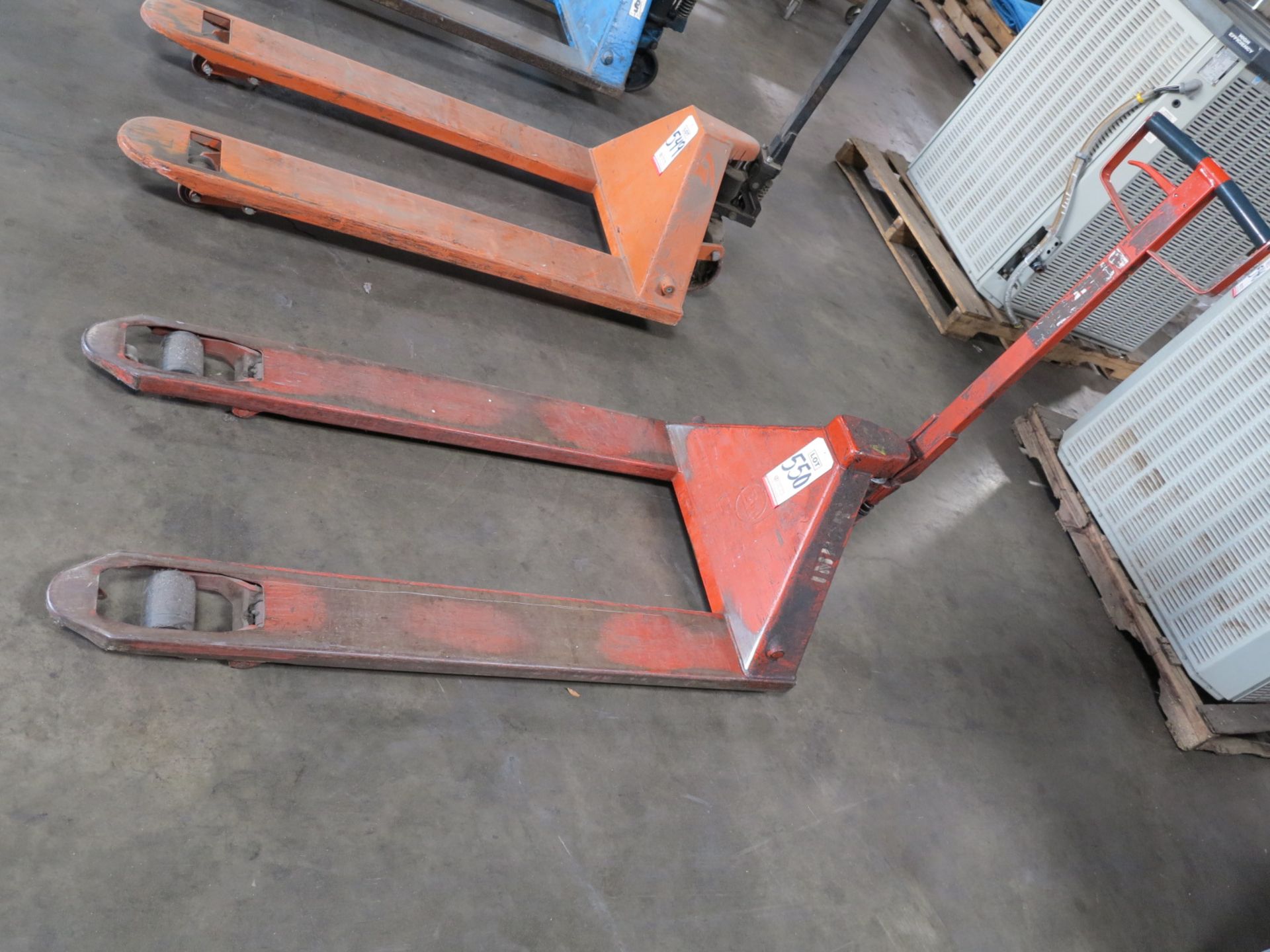 BT PALLET JACK, MODEL BTL2000U/10, 4,500 LB CAPACITY