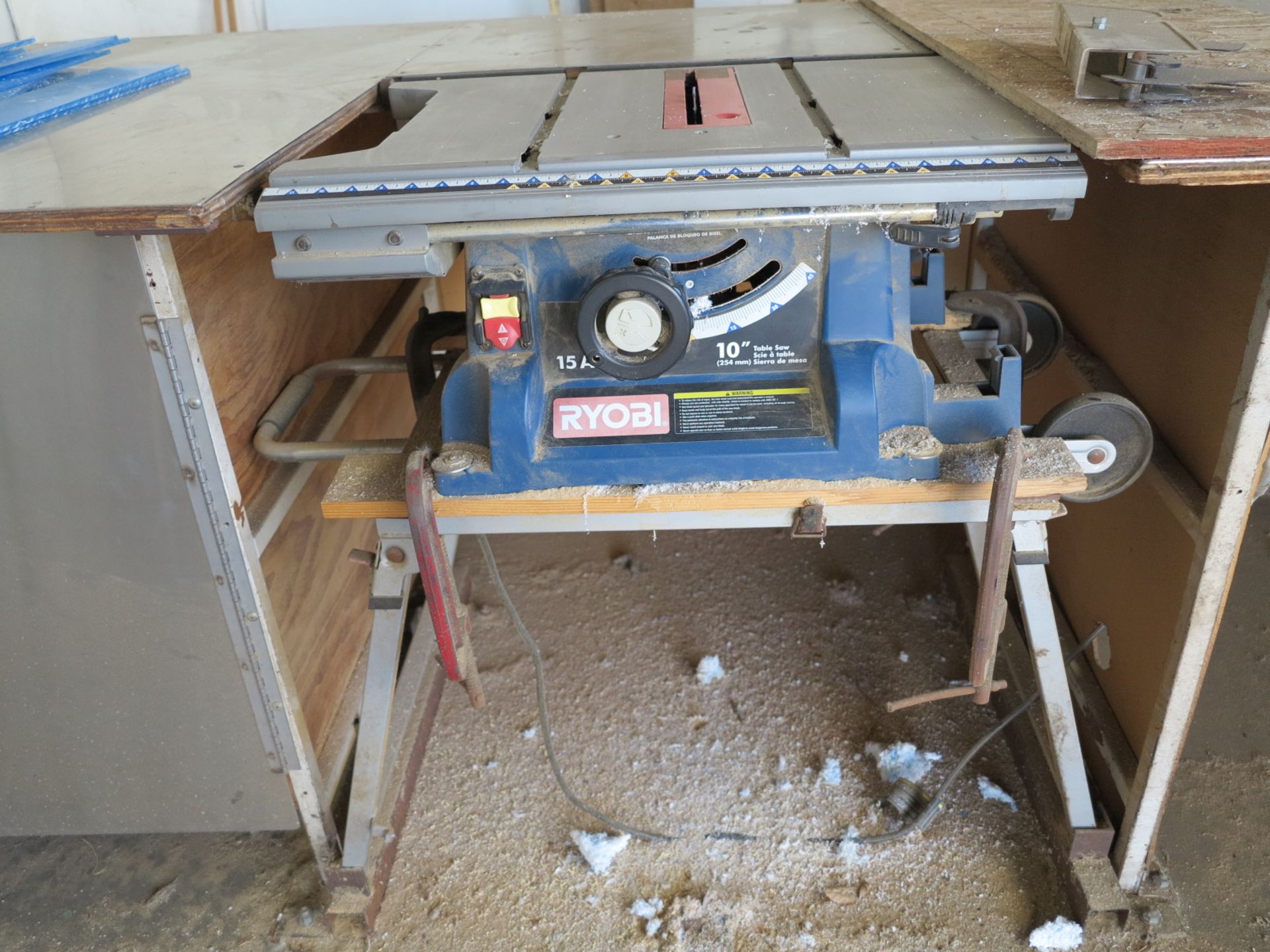 RYOBI 10" TABLE SAW, 15 AMP, W/ EXTRA BLADES - Bild 2 aus 2