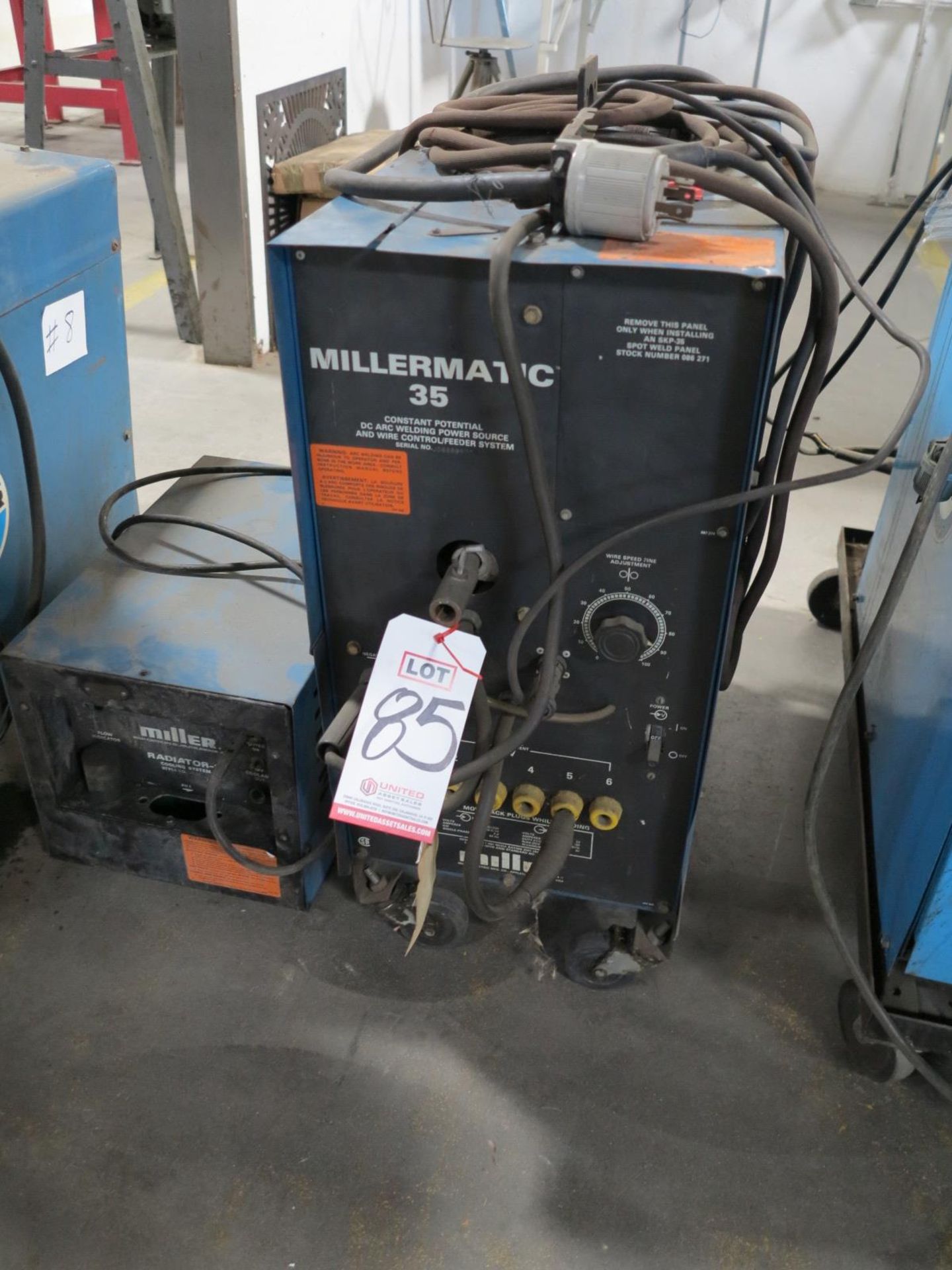 MILLER MILLERMATIC 35 MIG WELDER W/ BUILT IN WIRE CONTROL/FEEDER SYSTEM, S/N JD686962, W/ MILLER