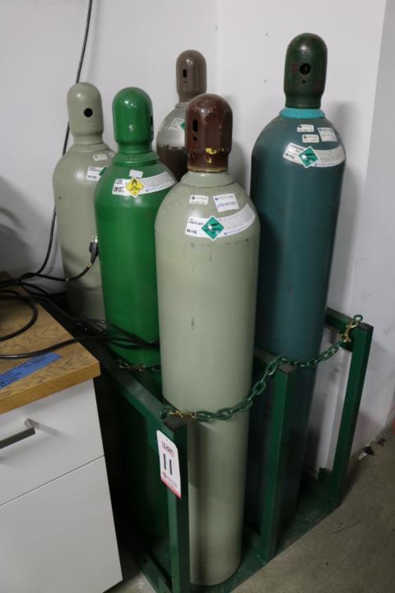 RACK TO HOLD (6) PRESSURIZED TANKS W/ SAFETY CHAINS, TANKS NOT INCLUDED