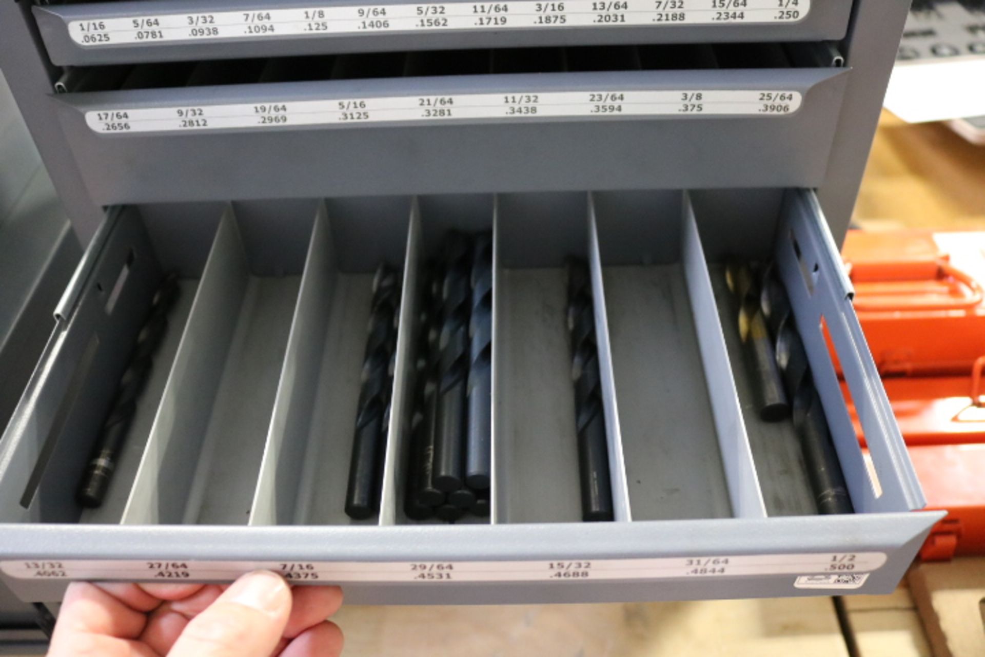 LOT - PAIR OF STACKABLE DRILL INDEX DRAWER CABINETS, W/ DRILL BITS - Image 3 of 5